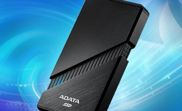 ADATA SE920: the USB 4 external SSD with active microfan